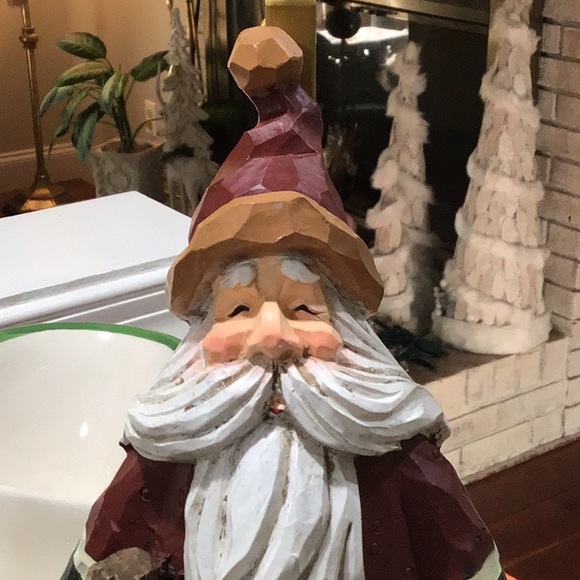 Festive Santa Claus Woodland Figurine - Picture 2 of 6